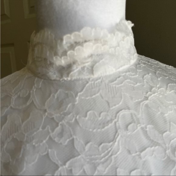 Stunning Vintage 60’s Bishop Sleeve Wedding Dress - Picture 2 of 7